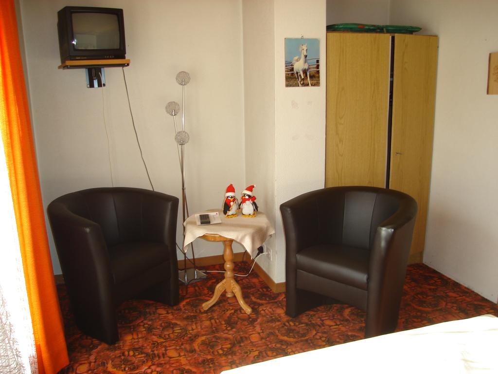 Hotel Milan B&B Ringgenberg Rom bilde