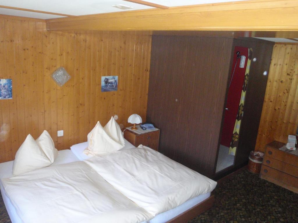 Hotel Milan B&B Ringgenberg Rom bilde